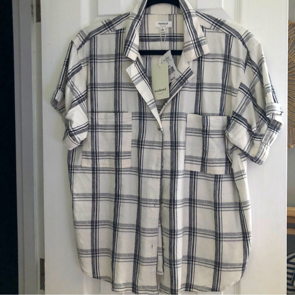 Weekend plaid button-up